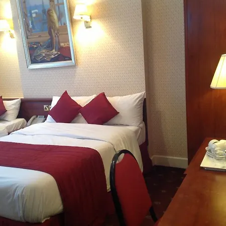 Avon Hotell 2*