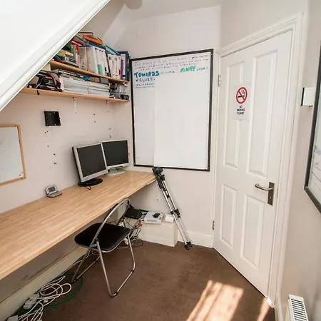 Homestay Beautiful Near Excel Center *