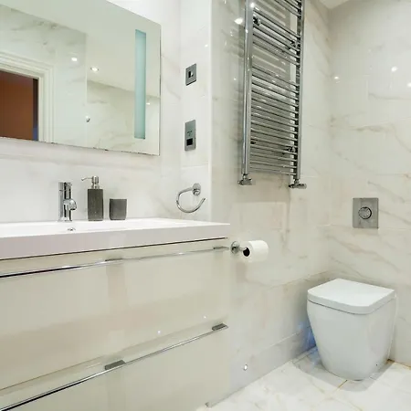Veeve - Heart Of Chelsea Apartment *