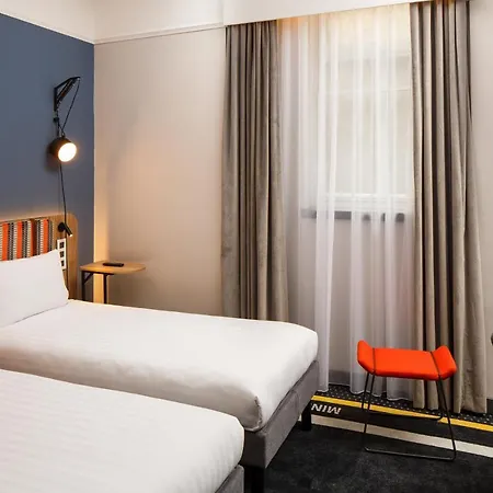 Ibis Styles Gloucester Road Hotel 3*