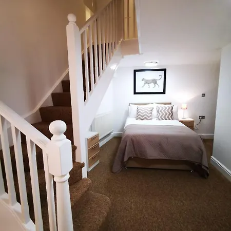 Capital Host- Apartments Euston *