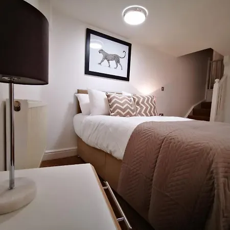 Capital Host- Apartments Euston Apartment London