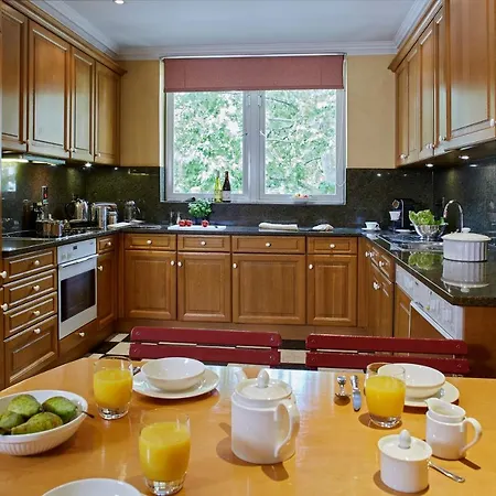 Cheval Thorney Court At Hyde Park 5*