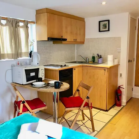 Apartament Hfs Studio Next To Hydepark L14 Londyn