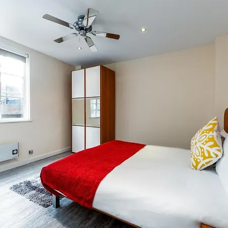 Aparthotel Roland House
