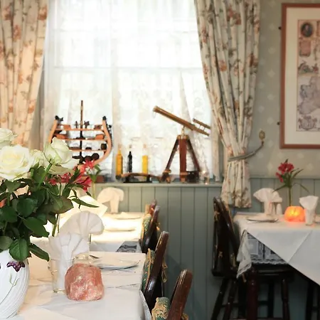 Lincoln House - Guest