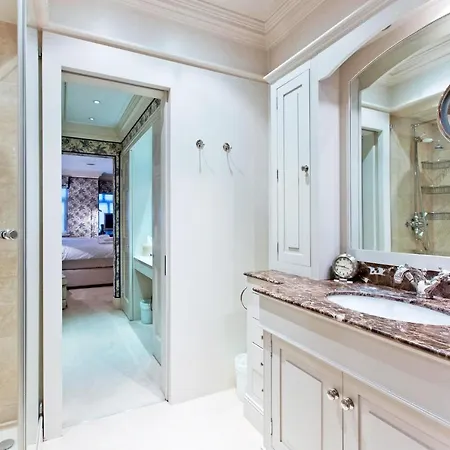 Pall Mall Apartment London