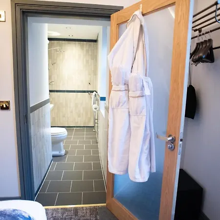Blackbird Hotel London