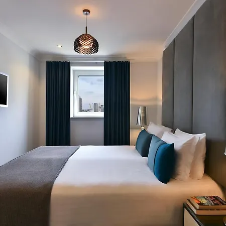 Fraser Place Canary Wharf * London