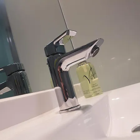 Hotel Easyhotel Shoreditch 3*