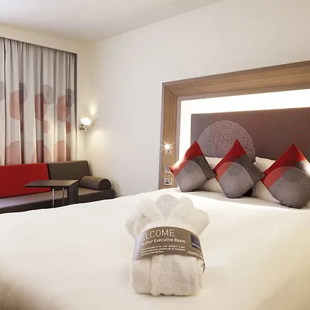 Ξενοδοχείο Novotel Bridge 4*