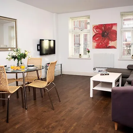 2, Trafalgar Square 2nd Floor By Indigo Flats * London