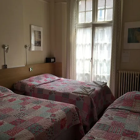 Szálloda St George