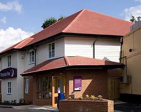 Premier London East Hotel 3*