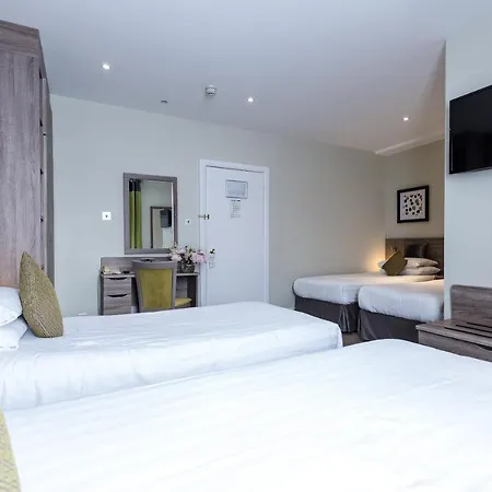 Hotel Phoenix 4*