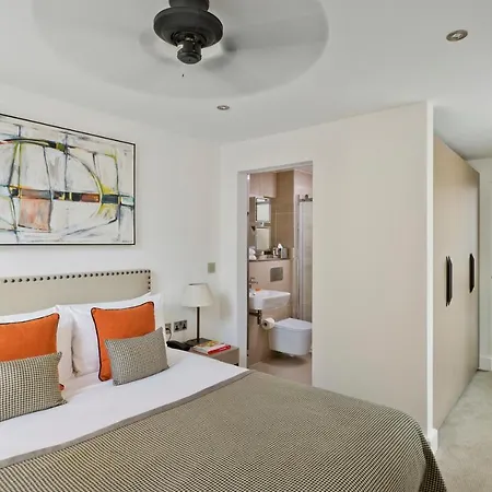 Aparthotel The Chronicle By Supercity