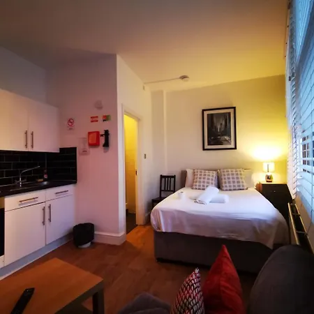 Capital Host- Apartments Euston Apartment