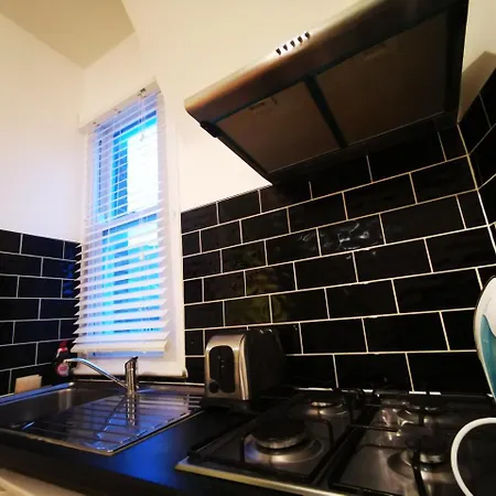 Capital Host- Apartments Euston *