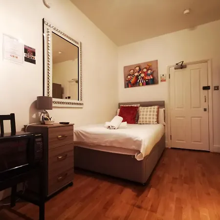 Capital Host- Apartments Euston *