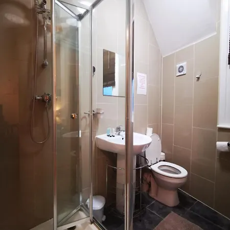 Capital Host- Apartments Euston Apartment