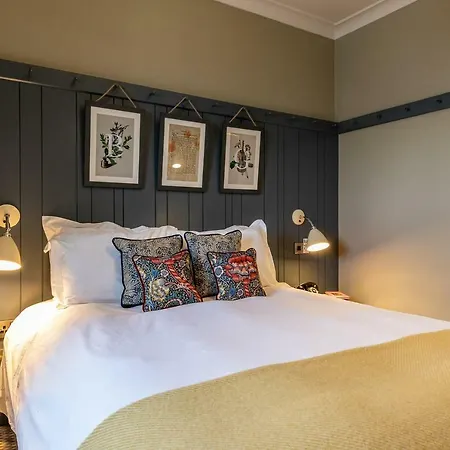 The Brook Otel 3*