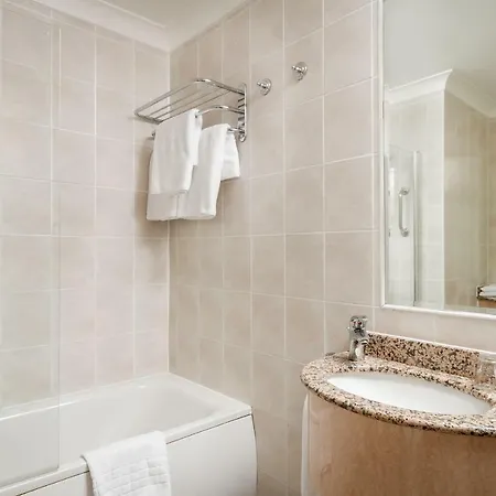 Hotel Henry Viii Londra