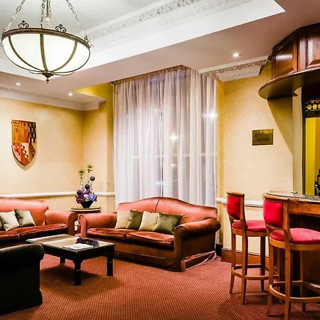 Hotel Henry Viii Londra