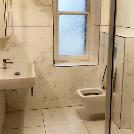 Hyde Park Residences Apartment *