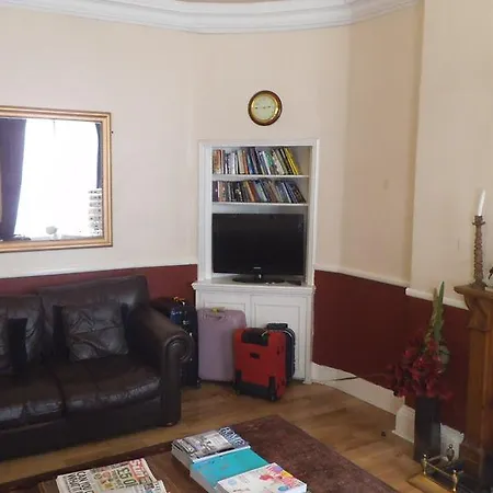 Hotel Arran House 3*