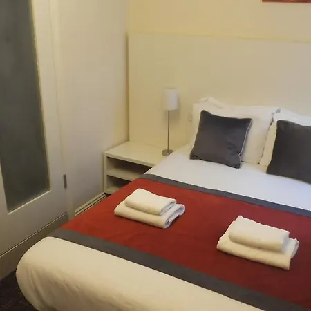 Arran House 3*