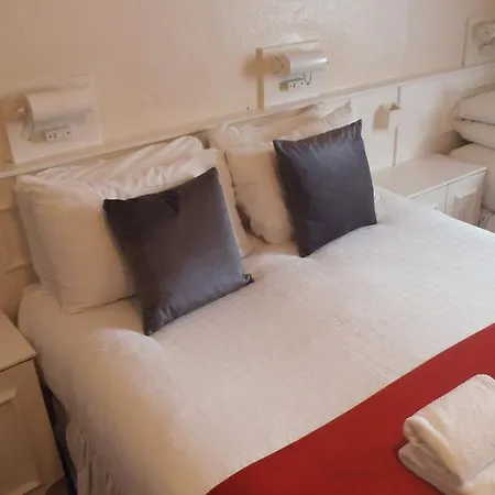 Arran House Hotel 3*