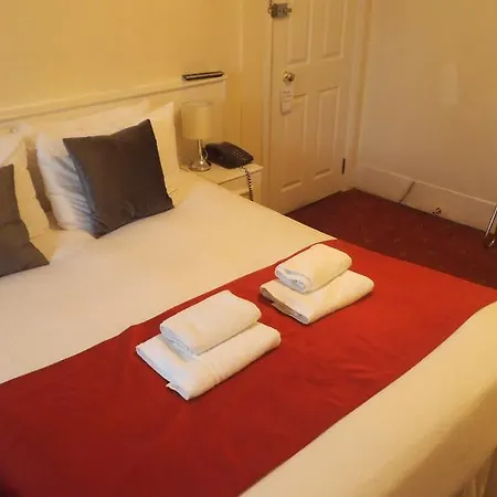 Hotel Arran House 3*