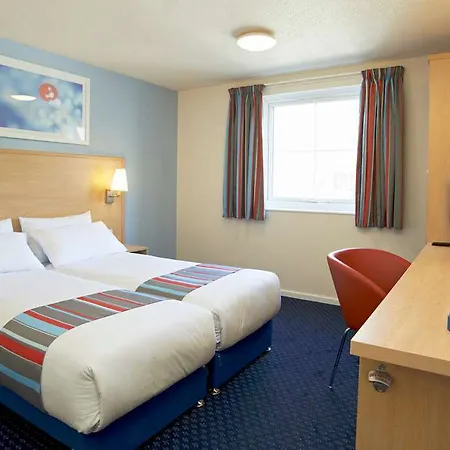Hotel Travelodge Tower Bridge 3*
