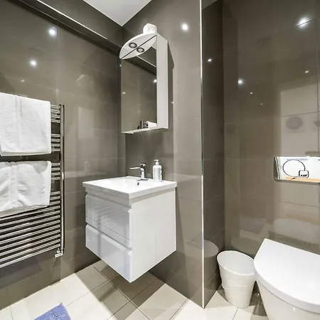 City View Guest house London