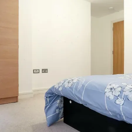 Homestay Diprose Court