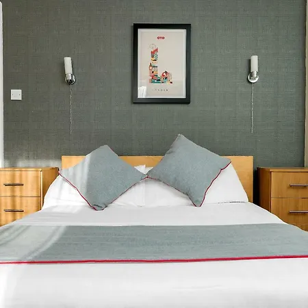 Hotel Flexistay Tulsi 3*