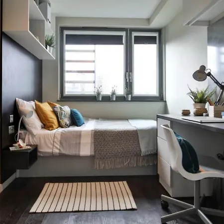 Hashtag South Bank Campus Apartment