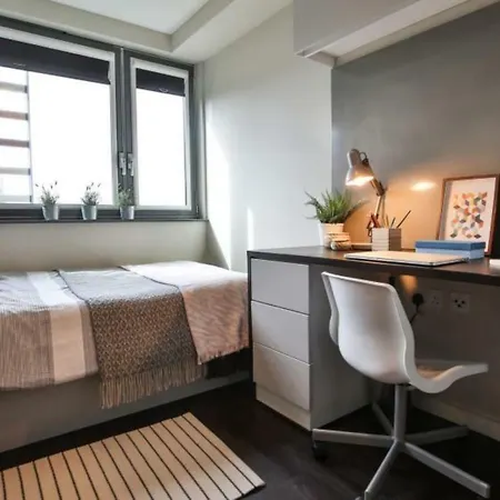 Hashtag South Bank Campus Apartment London