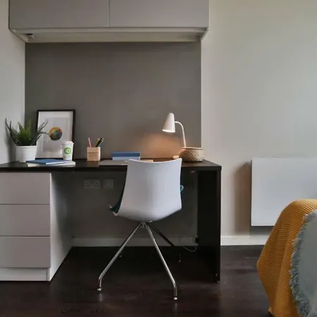 Hashtag South Bank Campus Apartment