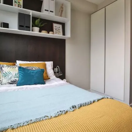 Apartment Hashtag South Bank Campus London