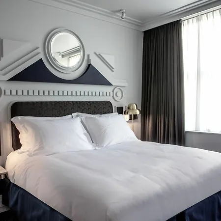 Henrietta Experimental Hotel