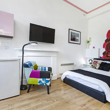 The Dome Notting Hill Apartment