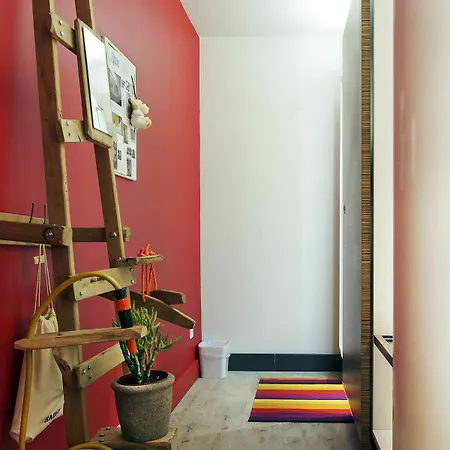 Hotel The Corner 3*
