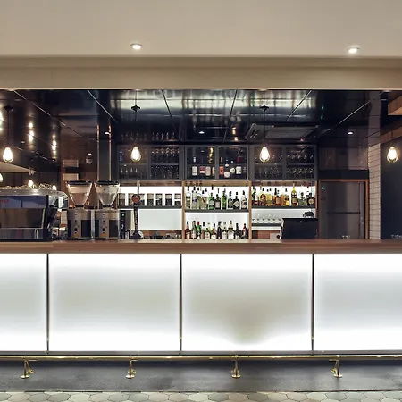 The Corner 3*