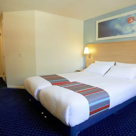 Travelodge Park Royal 3* London