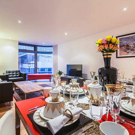 Chic Residency At Marble Arch London