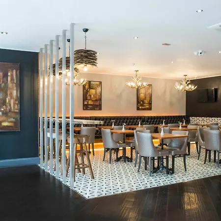 Docklands Hotel