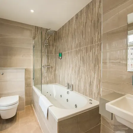 Docklands Hotel London