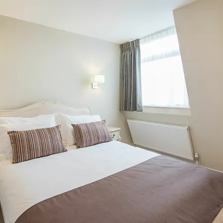 Docklands Hotel 3*