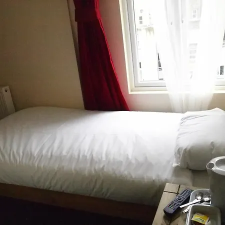 Earls Court Garden Hotel